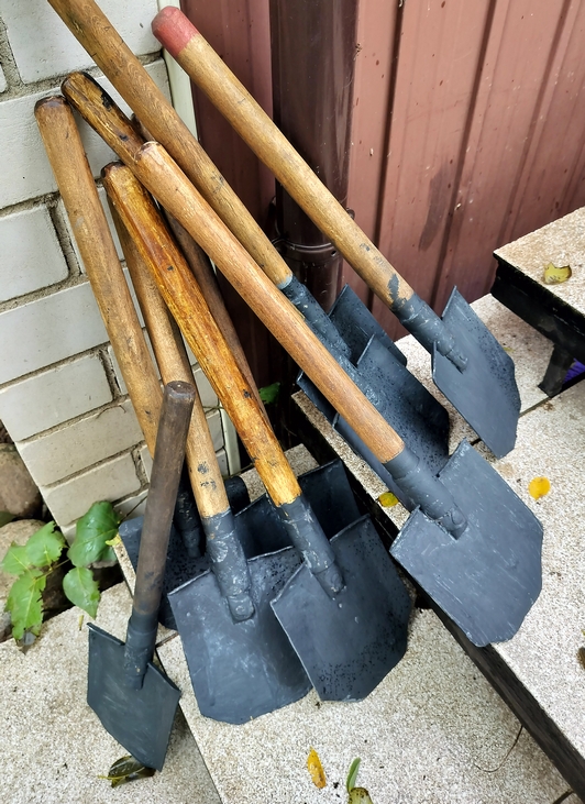 Саперна лопатка. Про амуніцію піхотинця третьої світової війни