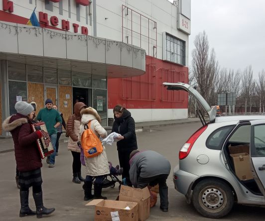 Волонтери, Херсон,  Україна - 2022 р - Volunteer