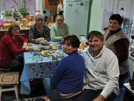 Две хозяйки: нам есть о чем поговорить